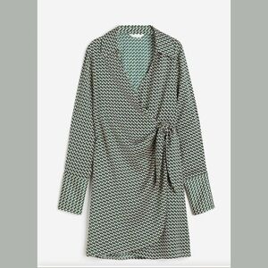 Green NWT Satin Dress S